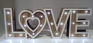 Letrero love con luz